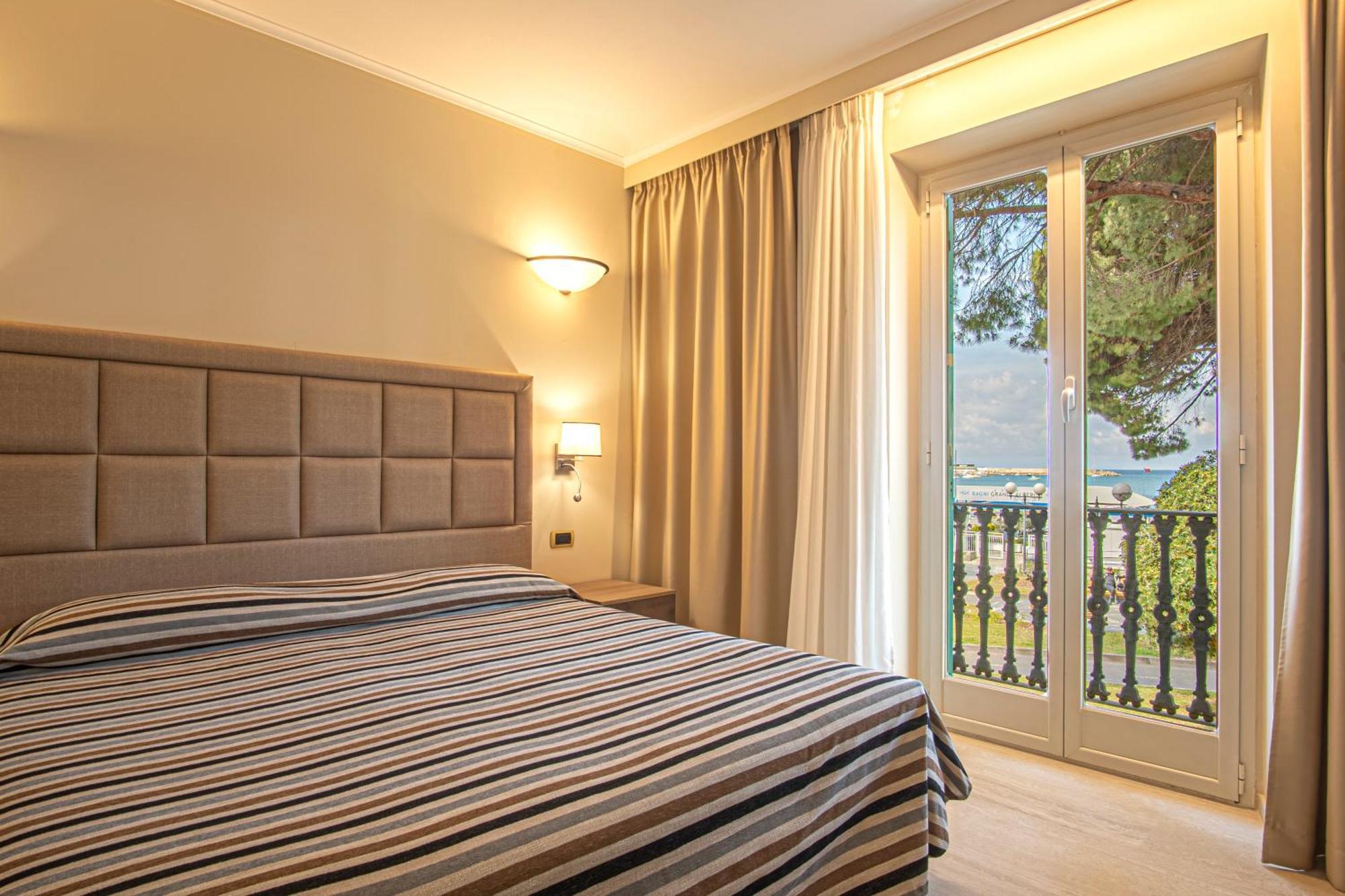 Grande Albergo Sestri Levante Exterior photo